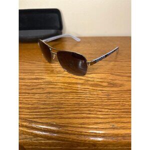 Vera Bradley Women's Polarized Keegan Cat Eye Sunglasses with case